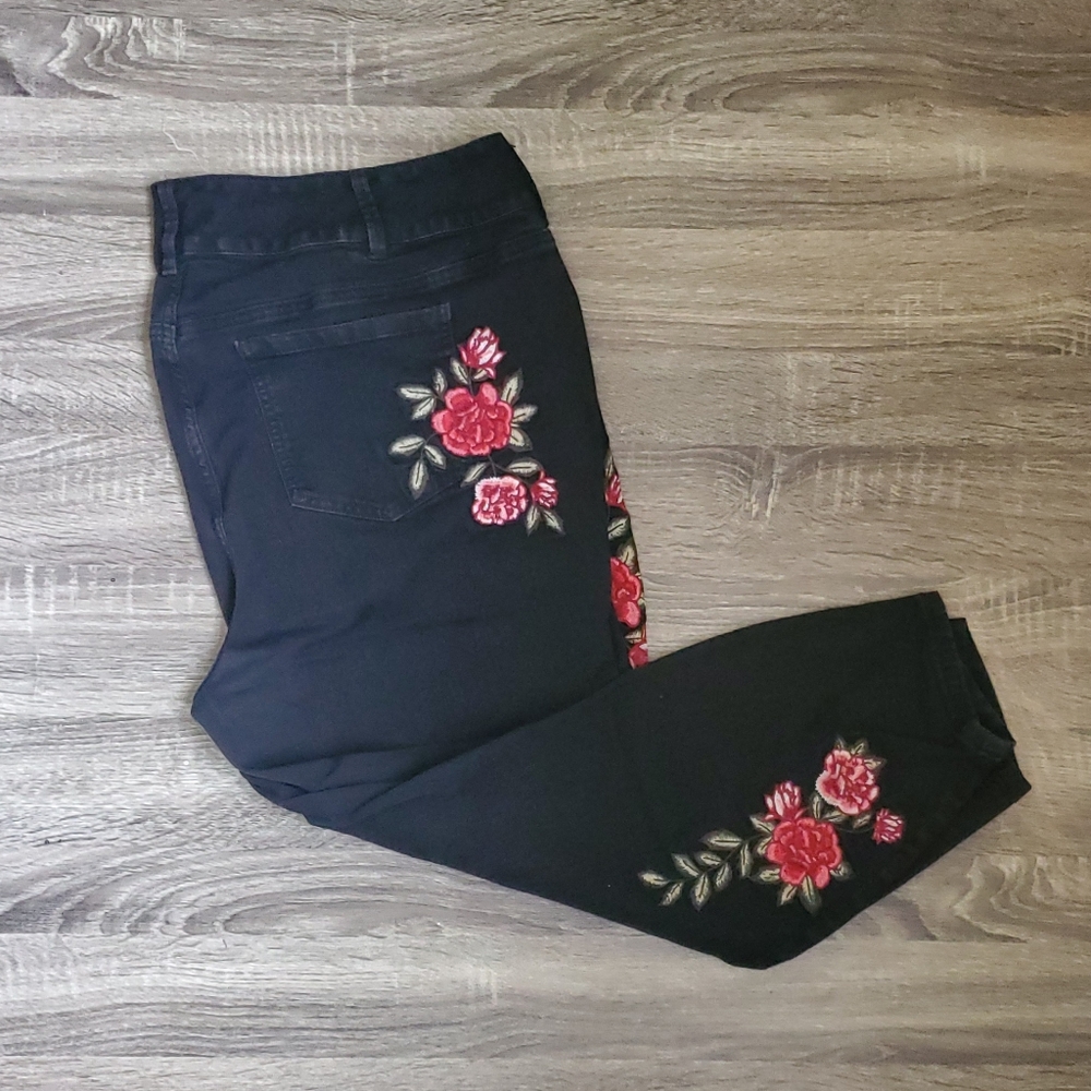 Torrid Embroidered Stretch Jeggings